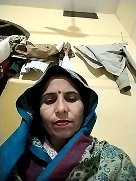 Webcam Model (Hot_liya54)  is live.Free join now!