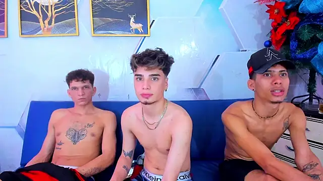 Alex_jeins_at webcam