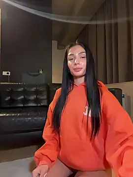 vickym99 (F young) - Keep me wet !🥰