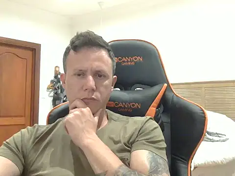 troydieselxxx - TroyDieselXXX's free webcam