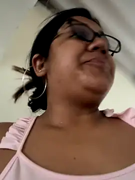 AlexisAndMartina3 webcam