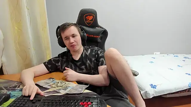 iliaskrislove webcam