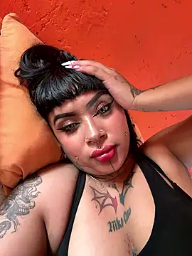 Ink_Nikki webcam