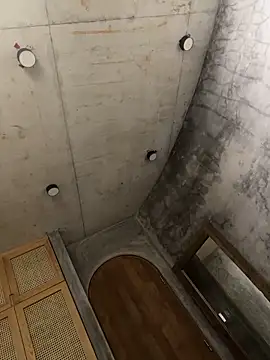 HenryLee1983-cums webcam