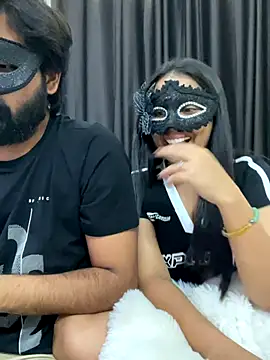 vickyandtania webcam