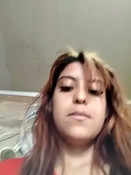 mia_hottie2210 webcam