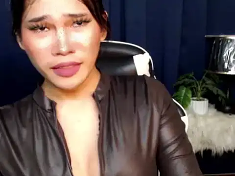 Ur_exotic_Rarebeautyxx webcam