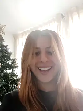 Nahiajhonson_ webcam