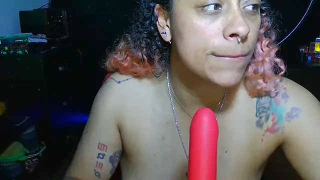 cata_blue__ - Cata_Blue__'s free webcam - UK Sex Cams