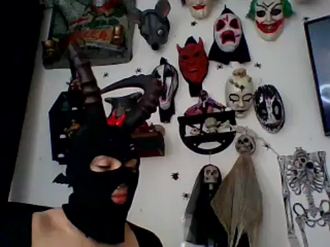 FeticheMacabre webcam