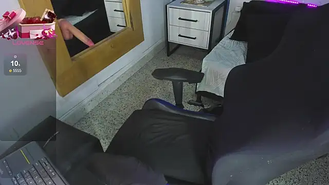 VladHellsing4 webcam