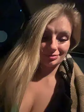 betsy (F young) - Happy NewYear 🥂take off this top public