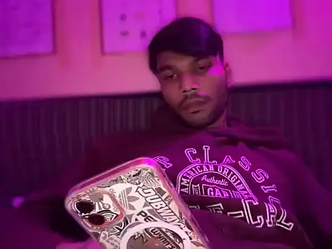 hunterasiaaaa live cam screenshot male on Pron.Webcam – Live Webcams & Adult Chat