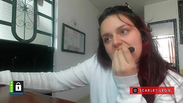 Scarletleon77 webcam