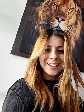 Nahiajhonson_ webcam