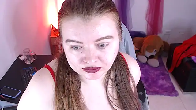 Queensamantha777 webcam