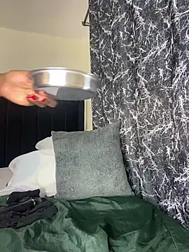 sexy_barb2 - Sexy_barb2's free webcam - UK Sex Cams