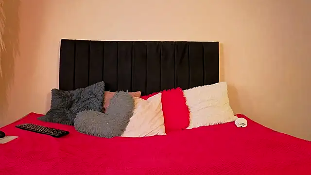 Isa_And_Natasha webcam