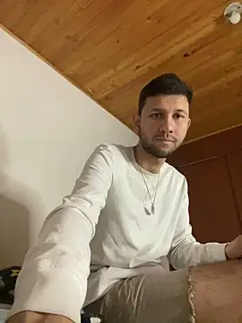 Michaell_Spinelly webcam