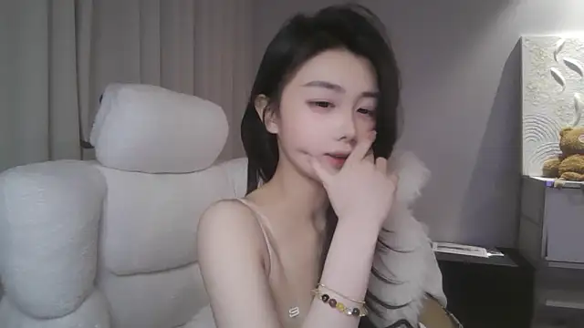 xiaxia-baby_ - Xiaxia-baby_'s free webcam - UK Sex Cams