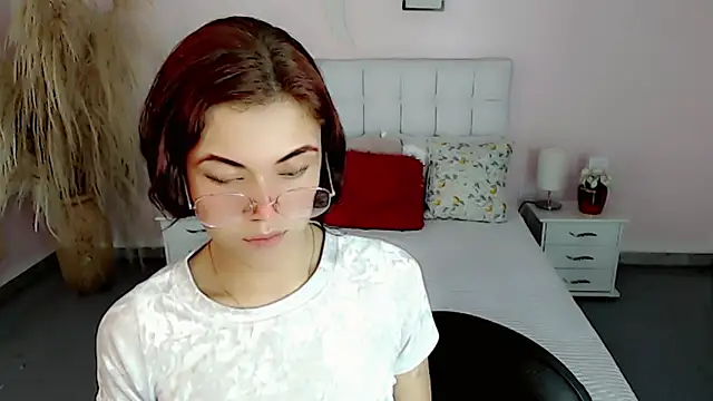 nathalialoes1 webcam