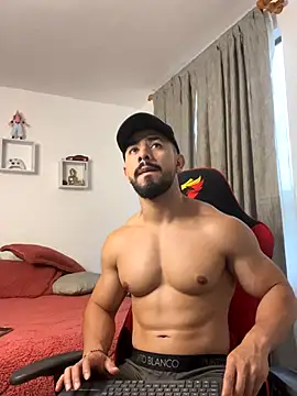 Ezzio_Scolaro webcam