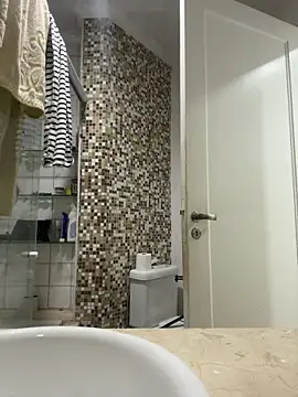 nikatsu - Nikatsu's free webcam - UK Sex Cams