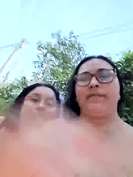 Dirty-Momm-Divor... Live Webcam on Stripchat