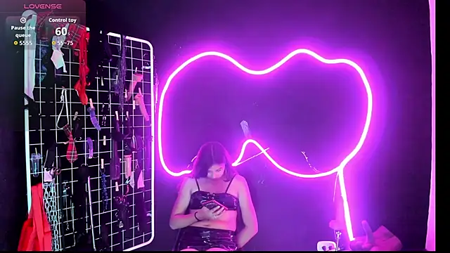 mistress_megan_bdsm - Mistress_Megan_BDSM's free webcam - UK Sex Cams