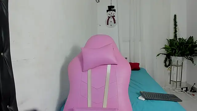 Laura_and_Kevin webcam