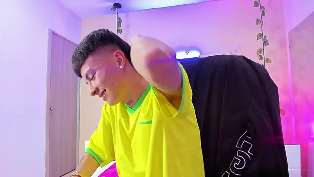 nascary_fox - Nascary_Fox's free webcam