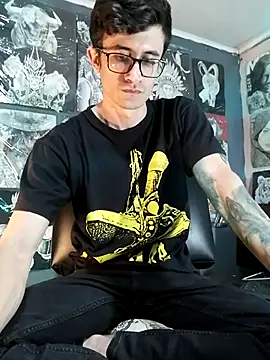 Loggan_donnelly webcam