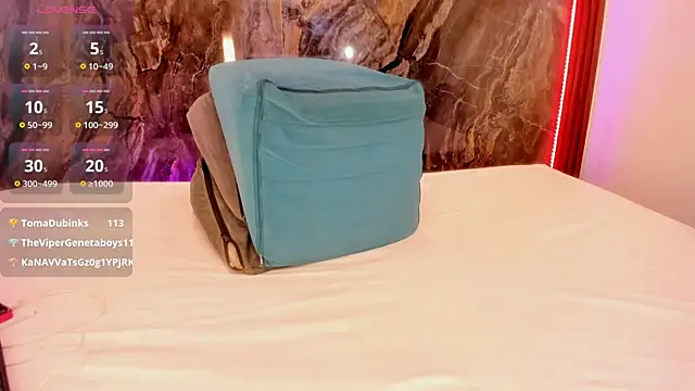 MiiaaCollinss webcam