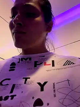 Webcam Model (Cami_Leon2)  is live.Free join now!