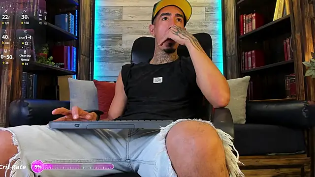 Donovan_Desmond webcam