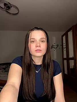 ElenaMariee webcam