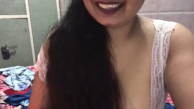 dolly_darling221 - Dolly_Darling221's free webcam - UK Sex Cams