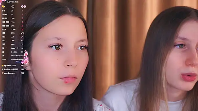 GabrielleLynchar... Live Webcam on Stripchat