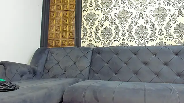 LissaBigTitts webcam