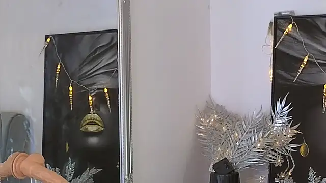 JuliaJuliette webcam