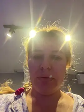 Passion-Blondy webcam