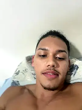 LucasSeuStripper webcam