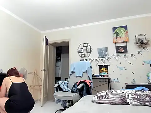 ElektraShine29 webcam