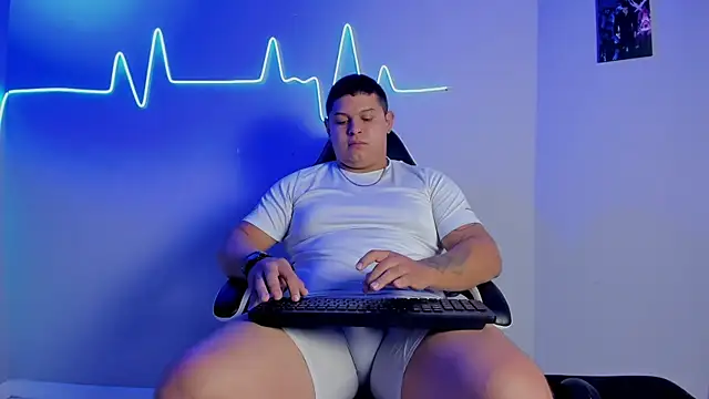 Maximus_Steel webcam