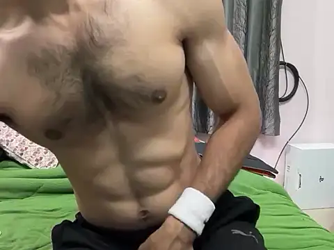 DarkMasterDesire webcam