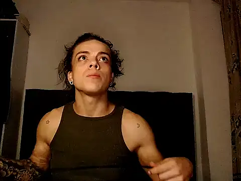 saara_johnson496 webcam