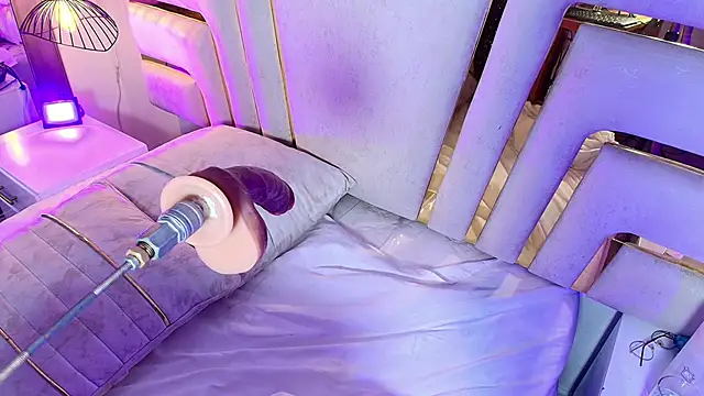 baby_naughty1_ webcam