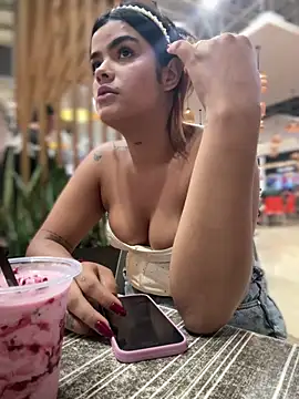 Kaily_Sweet16 webcam