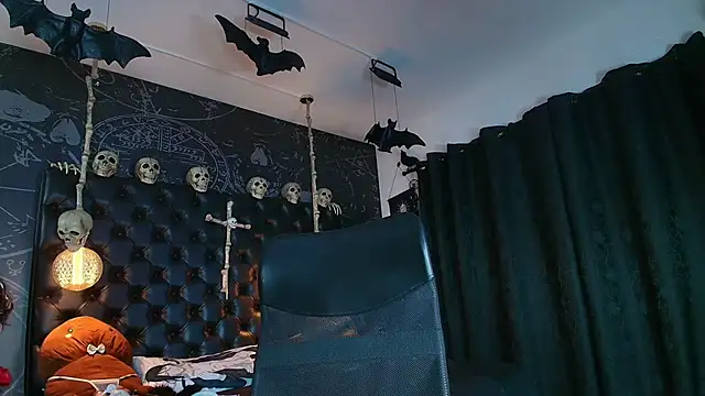 alexhoe_ (F young) - Ride dildo Yoga Ball