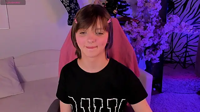 letorianotley - LetoriaNotley's free webcam - UK Sex Cams